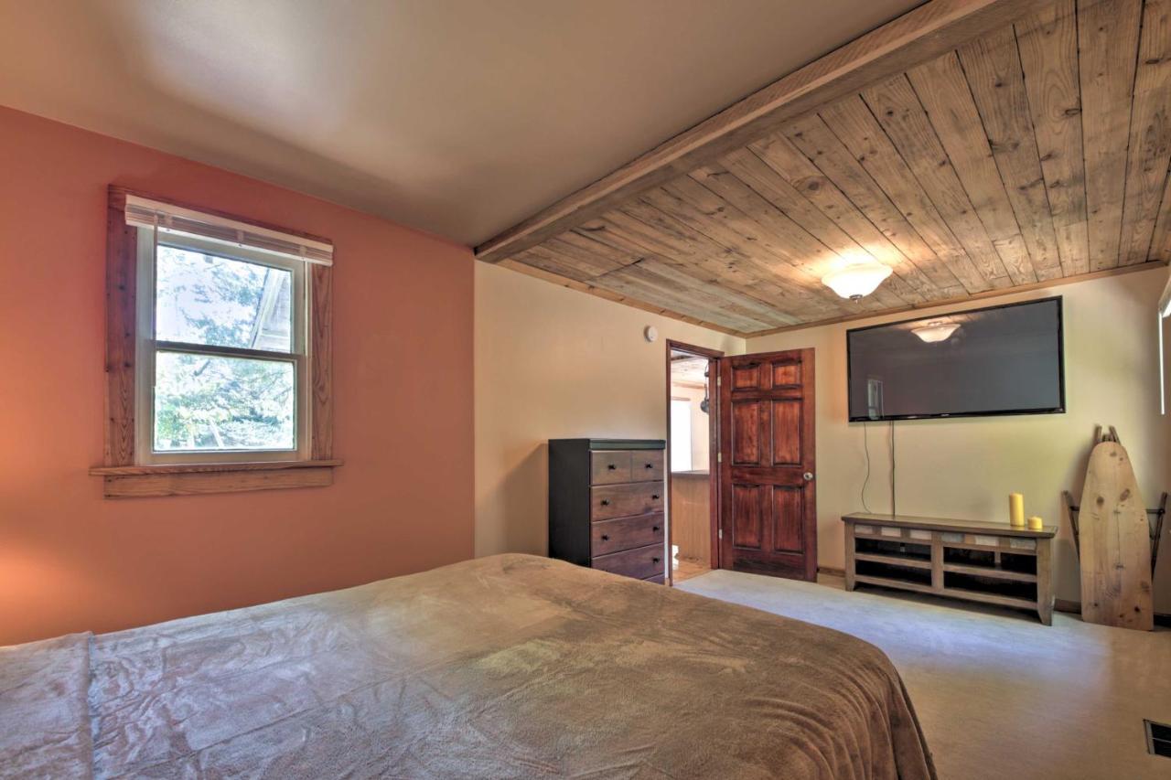 Pet-Friendly Cottage With Fire Pit - 3 Mi To Siu! Carbondale Exteriör bild