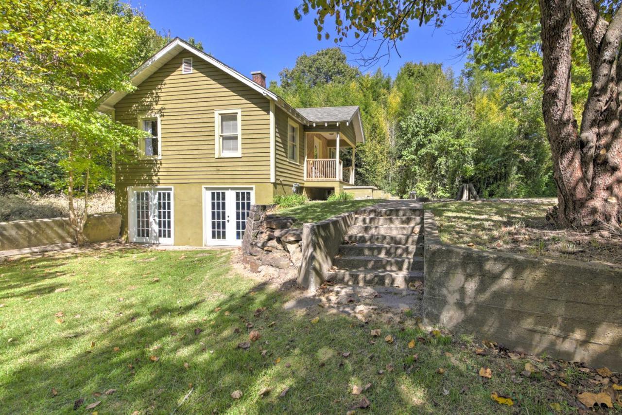 Pet-Friendly Cottage With Fire Pit - 3 Mi To Siu! Carbondale Exteriör bild